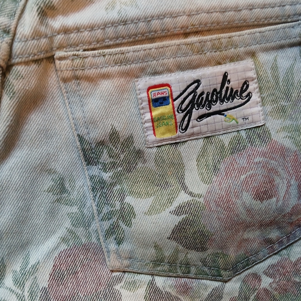 Size 9 Vintage "Gasoline" floral jeans.